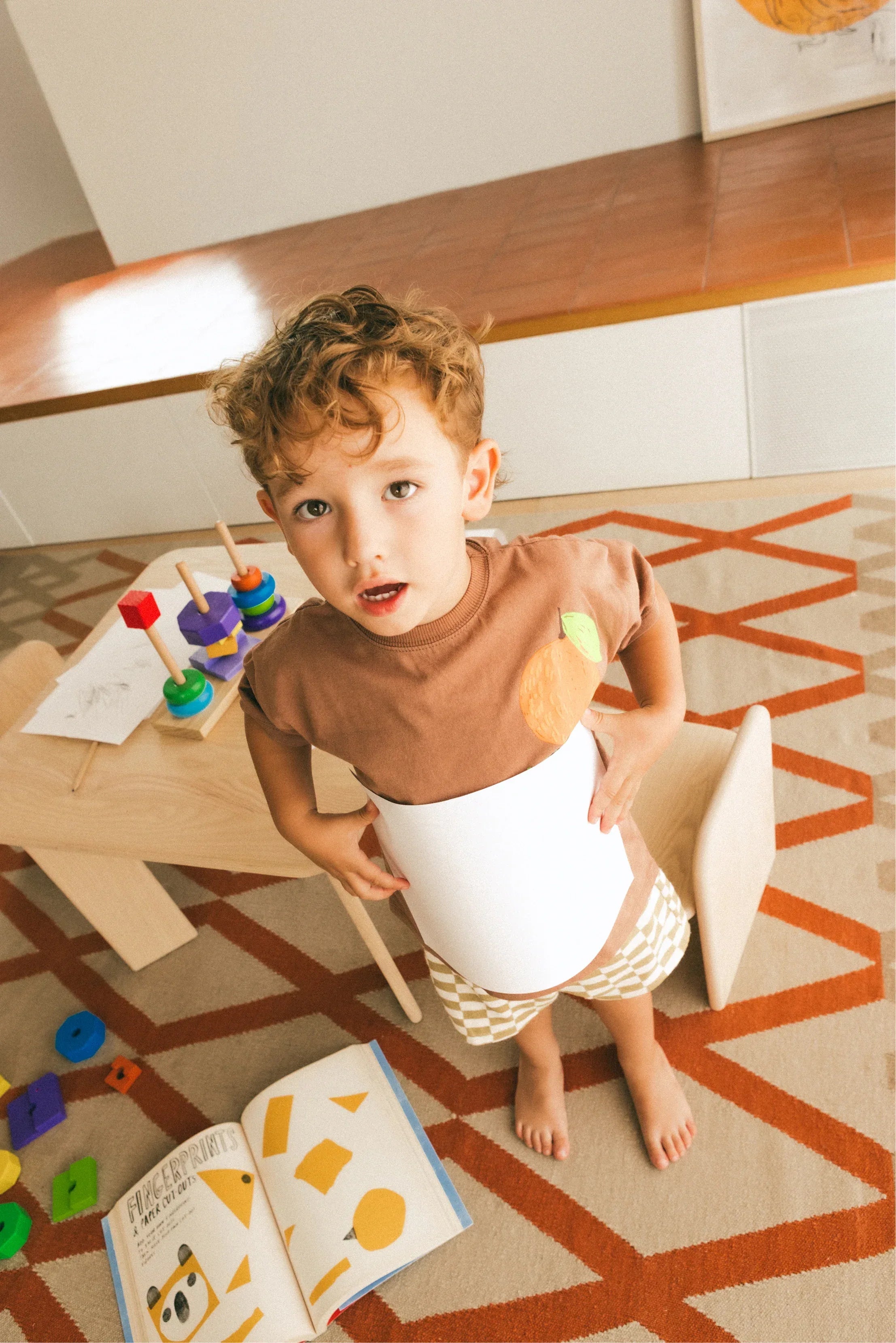 Mesa infantil Mimba madera natural ambiente