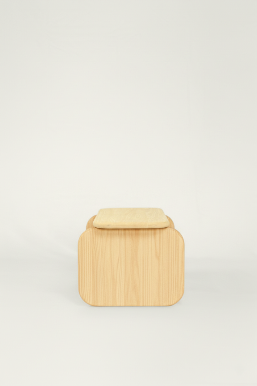 Taburete infantil Nubia madera natural interior
