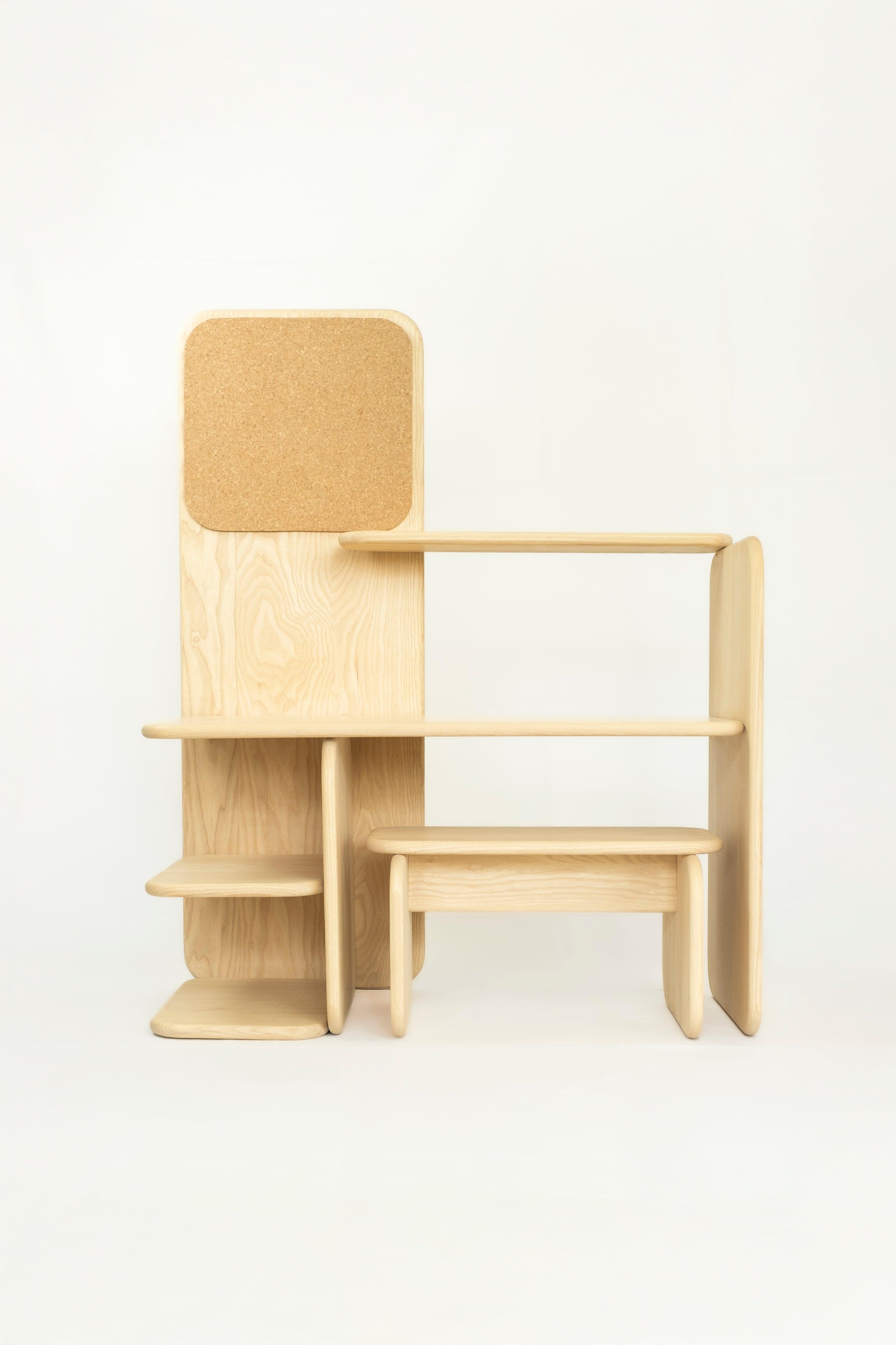 Escritorio infantil Orian madera natural vista frontal