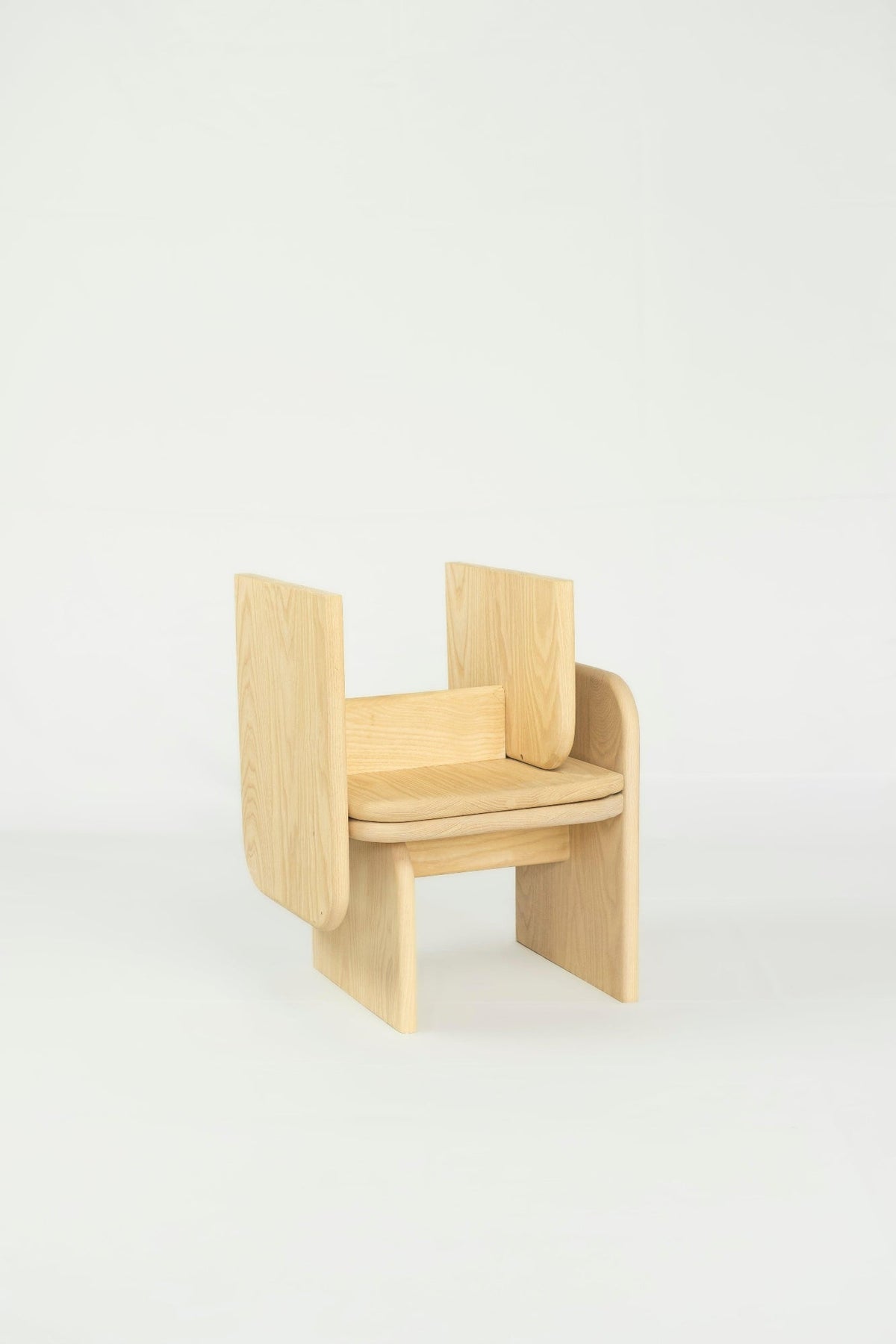 Mesa Mimba con dos sillas - Circulari