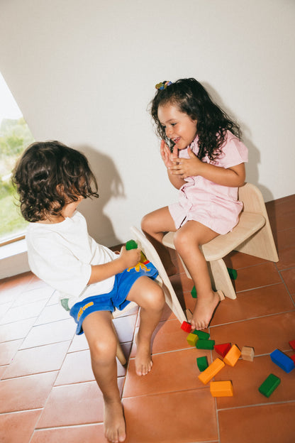 Silla infantil Tavili madera natural dimensiones