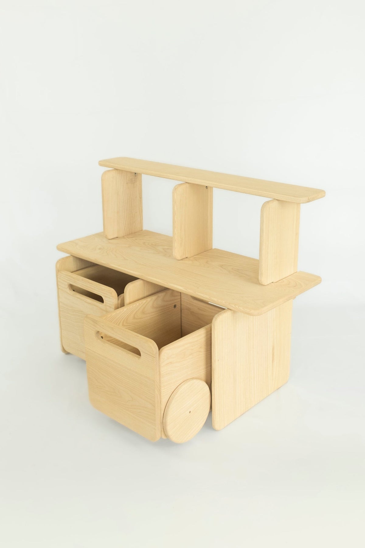 Estantería Pombi con 2 carritos Olaki - Circulari